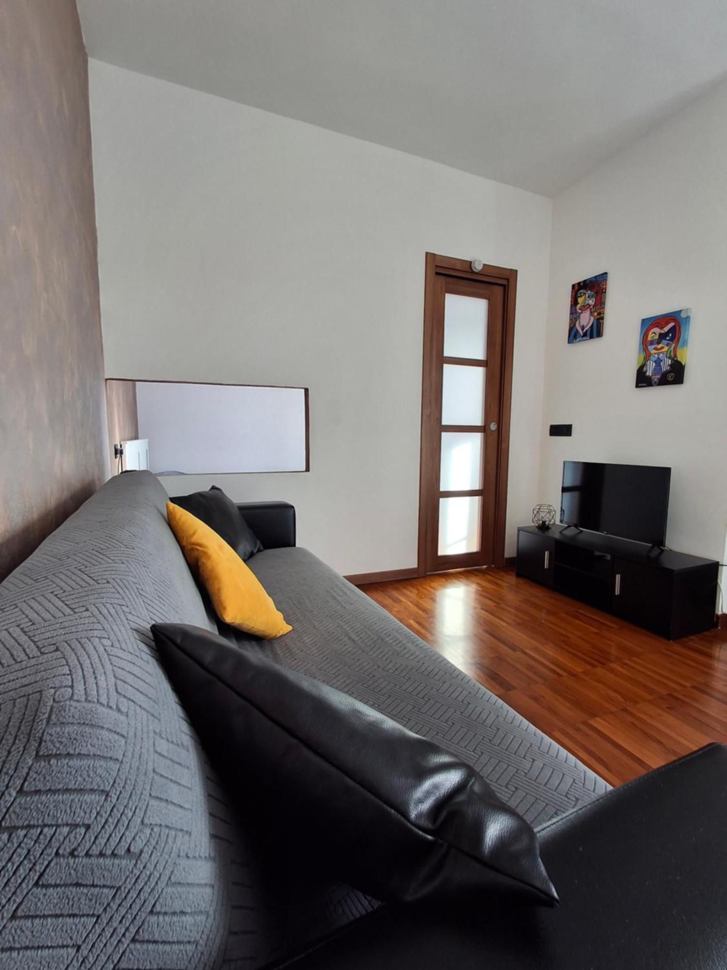 Terrazzo Di Bicocca Apartment M5 Niguarda M3 Zara Centrale & Garibaldi Station Milano Ngoại thất bức ảnh